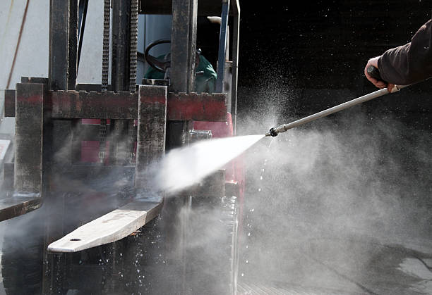 Best Oil and Grease Removal from Surfaces in East Marion, NY